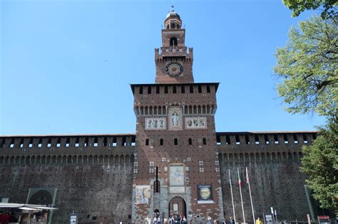 7 Photos of Sforza Castle in Milan