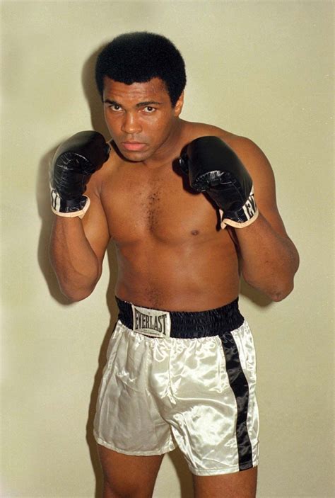 Muhammad Ali | Biography, Bouts, Record, & Facts | Britannica