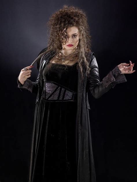 The wand of Bellatrix Lestrange - http://www.cinereplicas.com/ | Harry ...