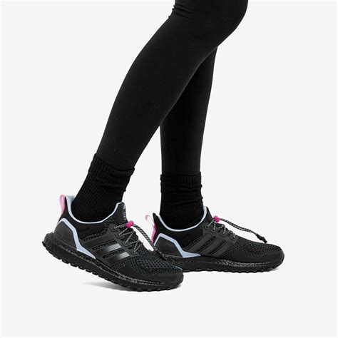 Adidas Women's Ultraboost 1.0 W Sneakers in Core Black/Carbon adidas