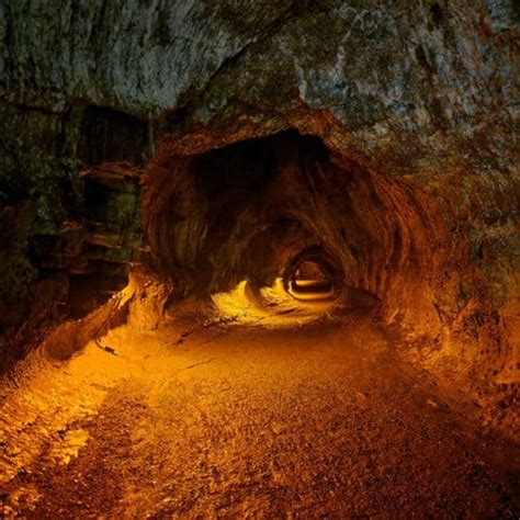 Nahuku Thurston Lava Tube - Hawaii Volcanoes National Park | Park ...