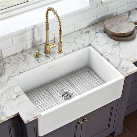 51 Farmhouse Sinks That Can Bring Classic Elegance To Your Kitchen ...