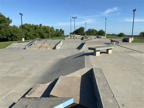 Top 4 skateboarding parks to practice your skills around Kansas City ...