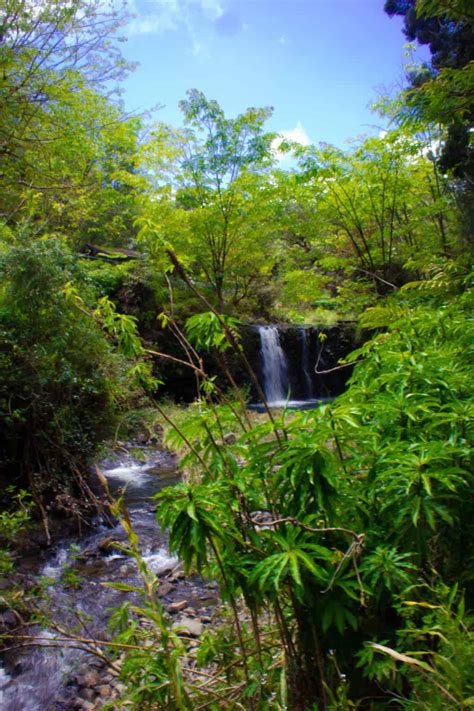 Hana Highway Hawaii, swimming beneath Maui's waterfalls