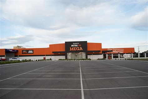 Mitre 10 – Bald Hill Road Pakenham – TCC Commercial Builders & CO PTY LTD