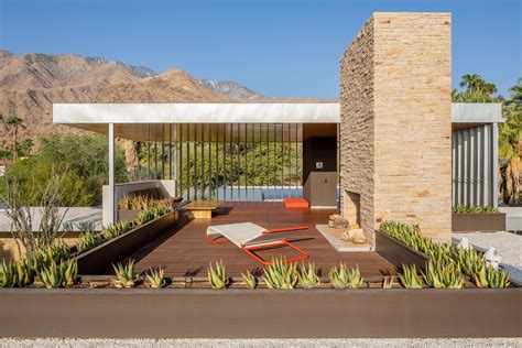 Kaufmann Desert House by Richard Neutra - Dwell