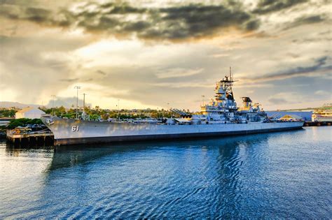 Battleship USS Iowa Museum in Los Angeles - A War Museum in the Heart ...