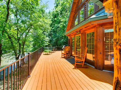 A River Adventure Lodge - 4247 in Pigeon Forge w/ 2 BR (Sleeps6)