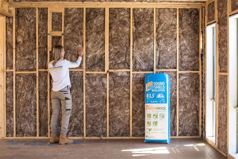 How to Install Wall Insulation Batts In New Builds - Pricewise Insulation