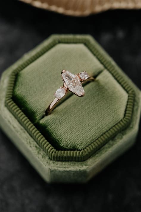 The Ruth 1.06 ct Modified Kite Shape Ring - Sarah O.