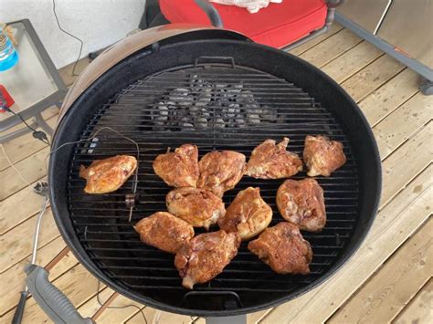 How To Put Out A Charcoal Grill: 2 Methods: 1 Long, 1 Quick