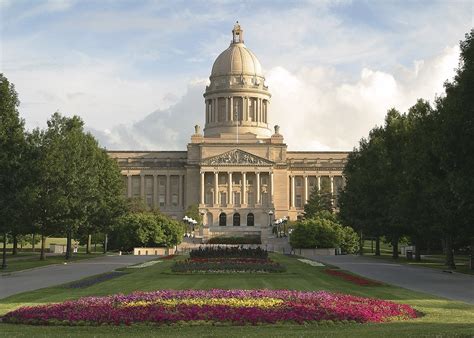 Kentucky State Capitol – Visit Frankfort – Official Travel Guide for ...