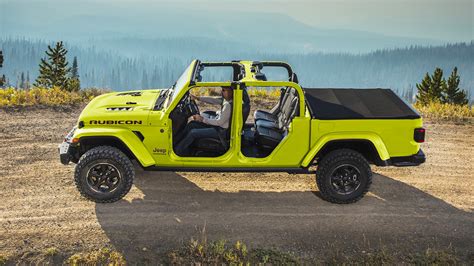 2023 Jeep Gladiator Prices, Reviews, and Photos - MotorTrend