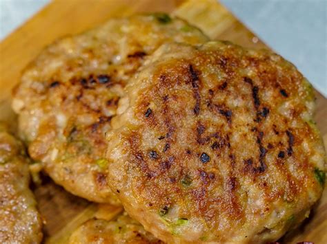 Chicken Sausage Patties From Scratch Recipe and Nutrition - Eat This Much