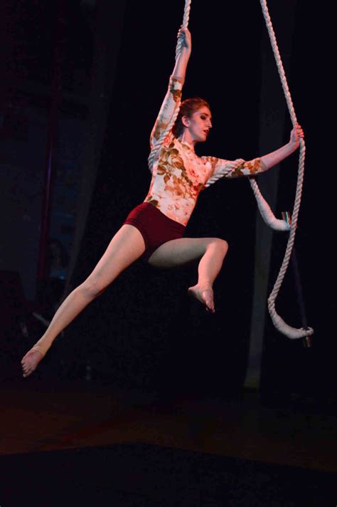 Swing music: Circus showcase features a singing aerialist • Brooklyn Paper