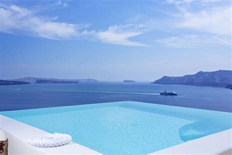 Infinity Pool Suite, Canaves Oia Suites | Attika Premium