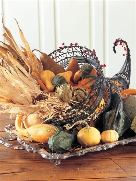 40 best Cornucopia Centerpieces images on Pinterest | Cornucopia craft ...