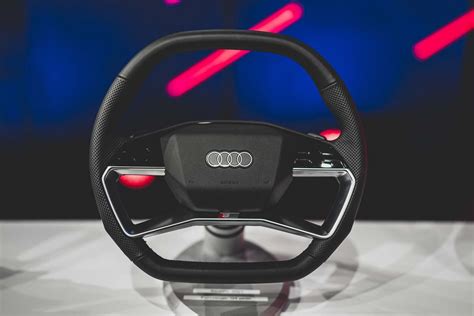 Audi shows new steering wheel design for the Q4 e-tron - Online Car ...