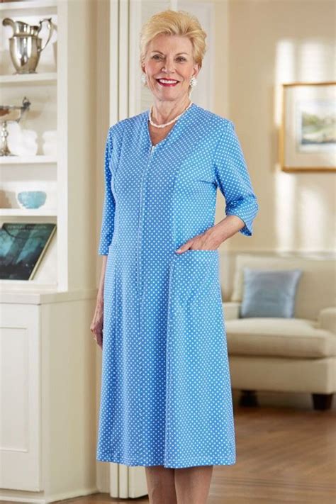 elderly woman in a dress - Google Search | Adaptive clothing, Clothes ...