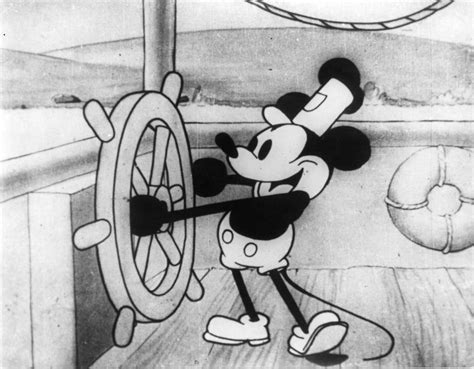 Mickey Mouse, 1928 : OldSchoolCelebs