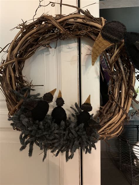 Love this wreath with bird nest. Susangonzalesdesigns | Wreaths ...