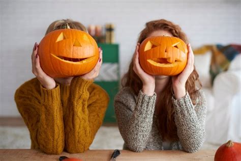 Tiny Pumpkin Face Carving: 10 Adorable Ideas for a Perfect Halloween!