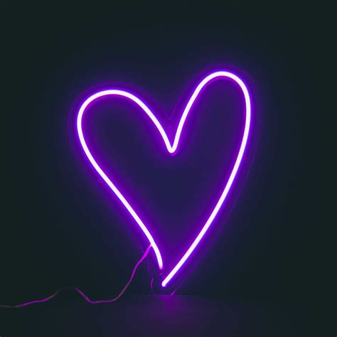 Heart Neon Sign – Canvas Freaks