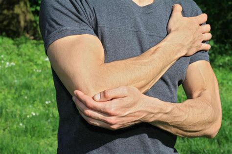 Elbow Pain: 10 Causes of Elbow Pain