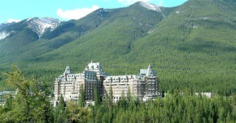 Seeks Ghosts: Haunted Banff Springs Hotel