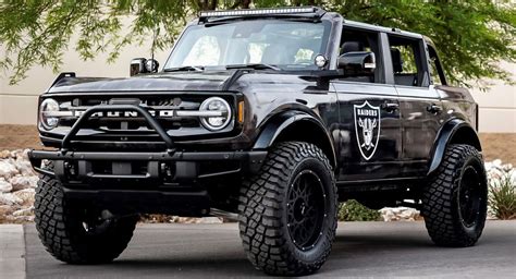 2022 Ford Bronco Black