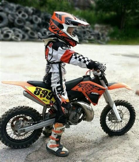 6 Best Kids Dirt Bike Boots 2022 | MOTODOMAINS