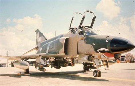 F-4 from Korat, ready for a short visit to Vietnam Air Fighter, Fighter ...