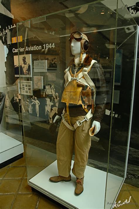 U.S. Naval Aviator Uniform at the U.S. Navy Museum | Flickr