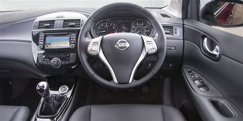 Nissan Pulsar Interior & Infotainment | carwow