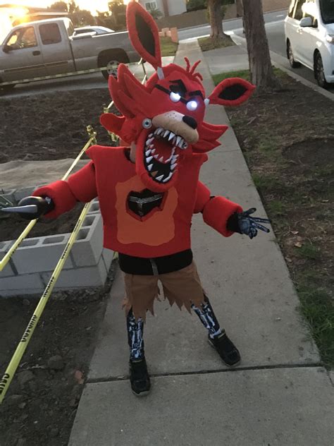 DIY Five nights at Freddy's Foxy the pirate costume | Foxy costume ...