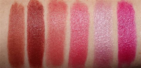 Clinique Dramatically Different Lipstick Review & Swatches