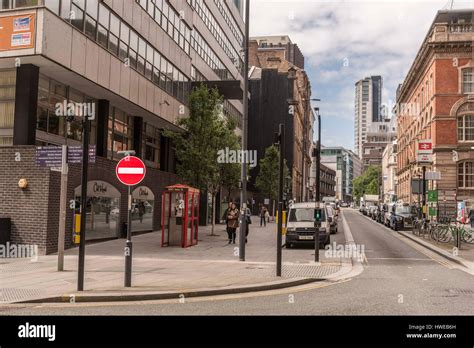 The Old Hall Street business area of Liverpool city centre Stock Photo ...