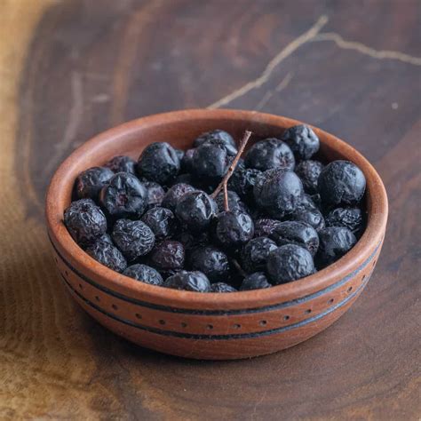 Aronia or Chokeberry Recipes - Forager | Chef