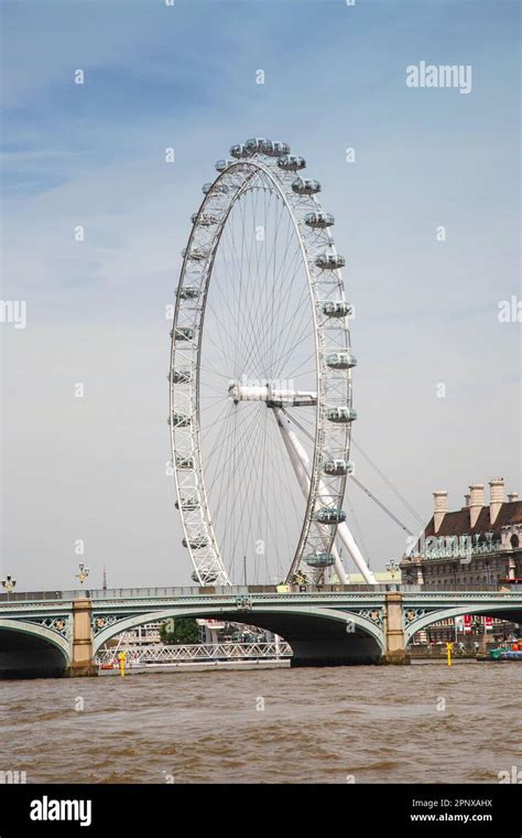 London Eye Ferris wheel Stock Photo - Alamy