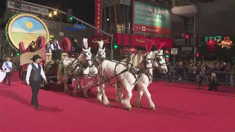 Thousands line the streets for 90th anniversary of the Hollywood ...