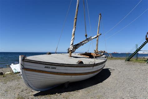 19A Replica Of James Caird Lifeboat of the Endurance That Sailed from ...