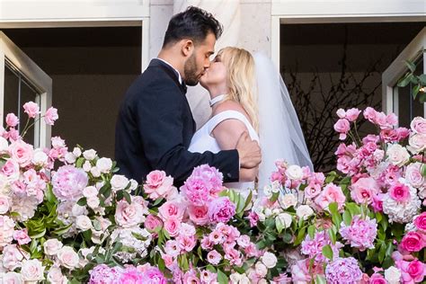 Former husband gatecrashes Britney Spears wedding with Sam Asghari ...