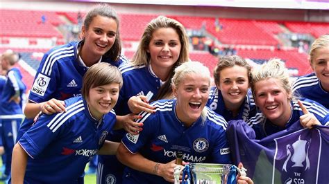 Chelsea's Wembley triumph, Rosengård change | UEFA Women's Champions ...