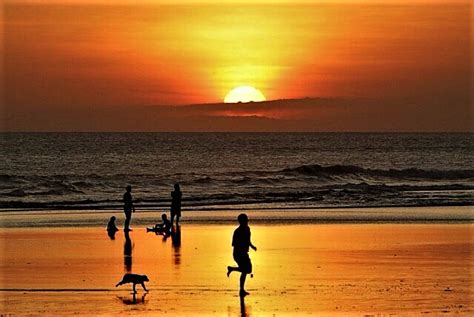 Fantasi Sunset di Pantai Seminyak Bali | Indonesia Traveler