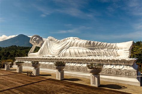 Vihara Dharma Giri Temple in Tabanan - Temple With Giant Sleeping ...