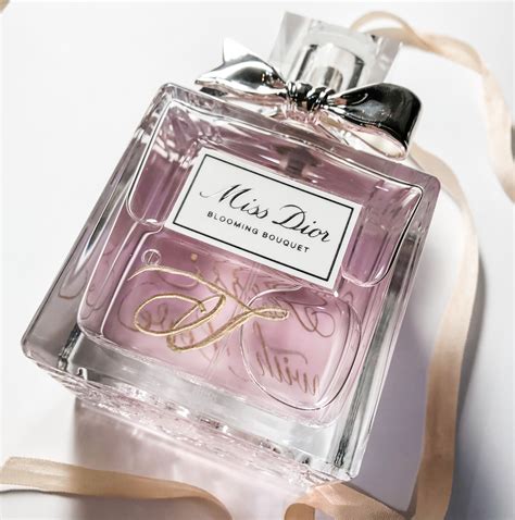 Calligraphy engraved perfume bottle #missdior #calligraphyengraving # ...