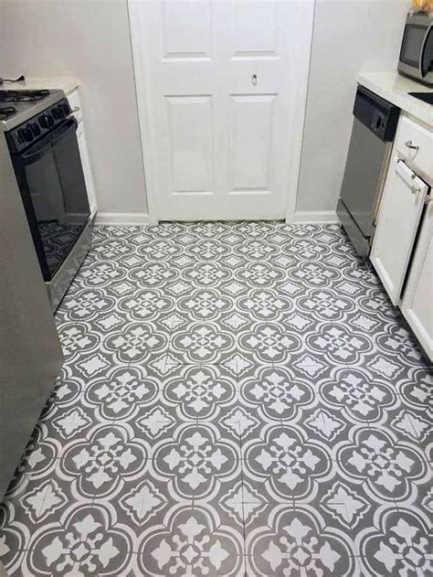 How To Paint Linoleum Floors - The Honeycomb Home