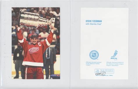 1998-99 Panini Photocards #STYZ.1 Steve Yzerman (Holding the Stanley ...