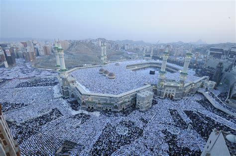 1024x768 resolution | aerial photography of Kaaba Mecca HD wallpaper ...