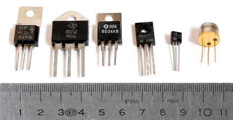 Second Generation Computer Transistors